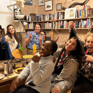 Volunteering at WAGGGS World Centres